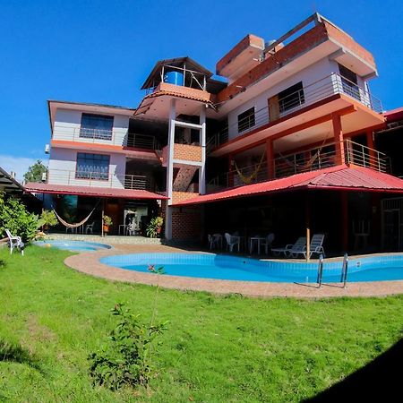 Gran Hotel Gusbet Pucallpa Buitenkant foto