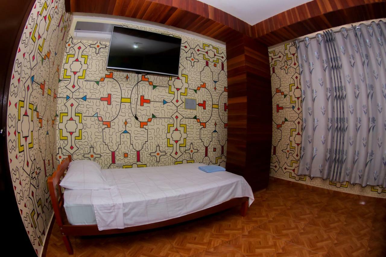 Gran Hotel Gusbet Pucallpa Buitenkant foto