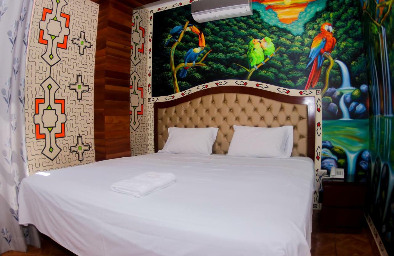 Gran Hotel Gusbet Pucallpa Buitenkant foto
