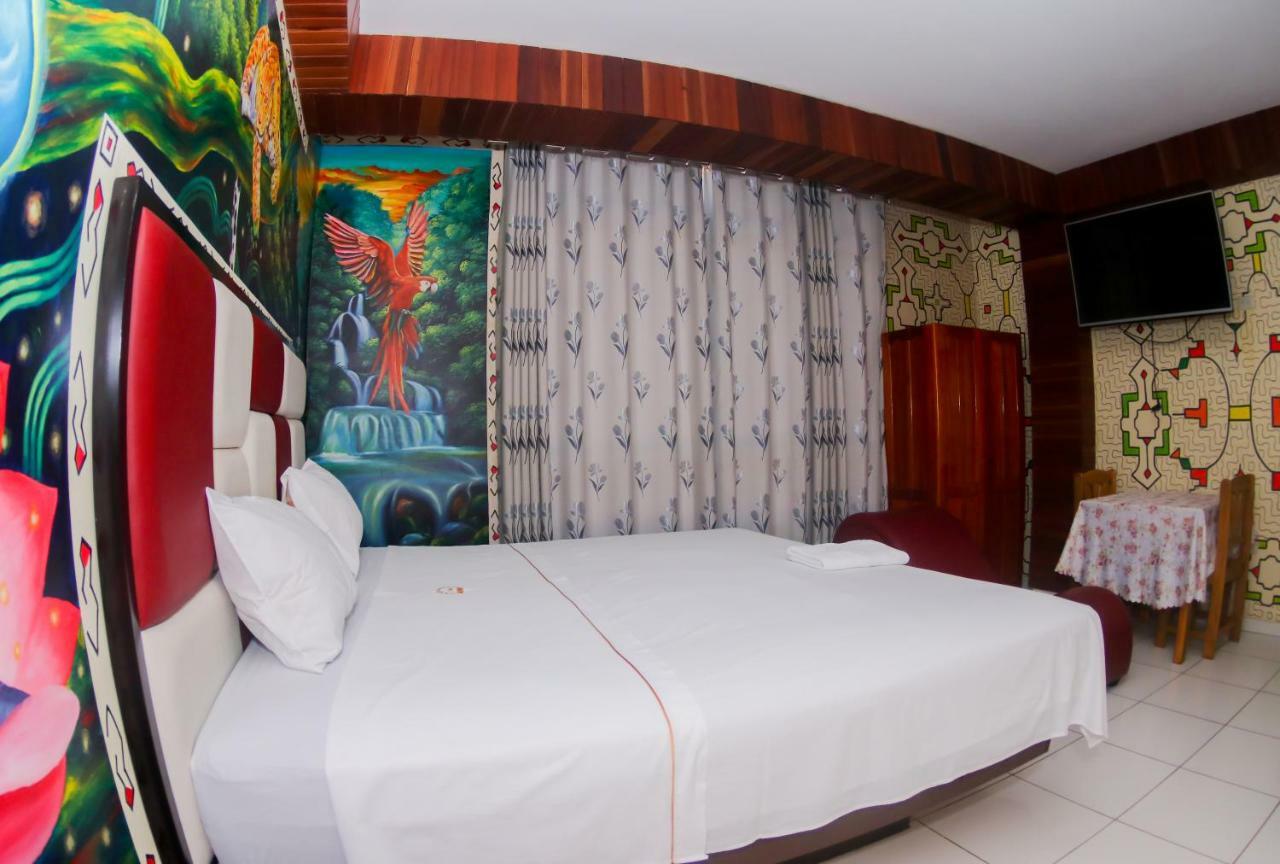 Gran Hotel Gusbet Pucallpa Buitenkant foto