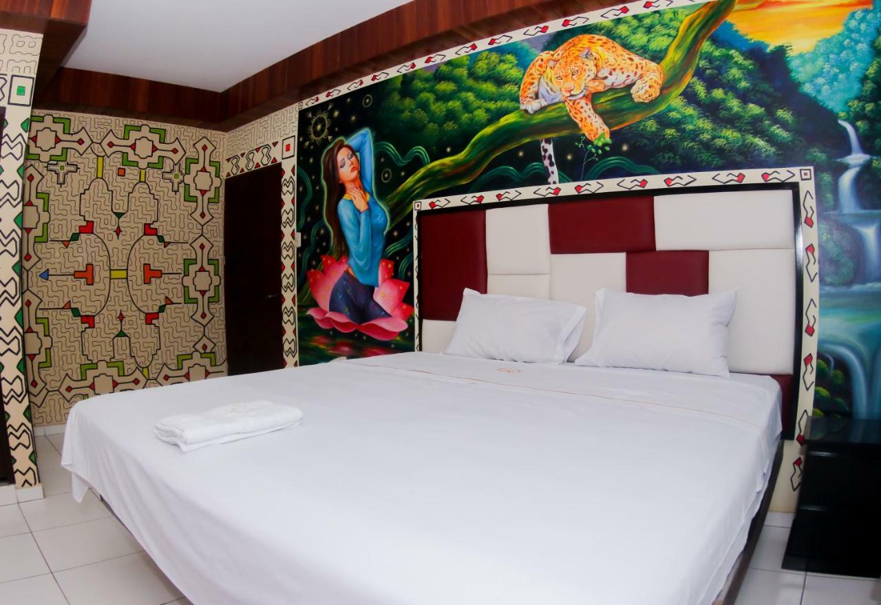 Gran Hotel Gusbet Pucallpa Buitenkant foto