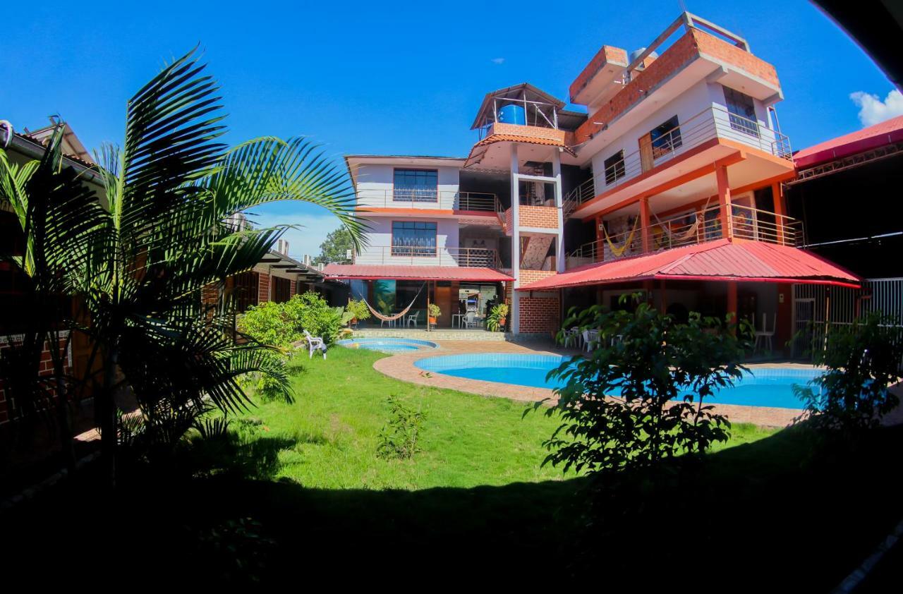 Gran Hotel Gusbet Pucallpa Buitenkant foto