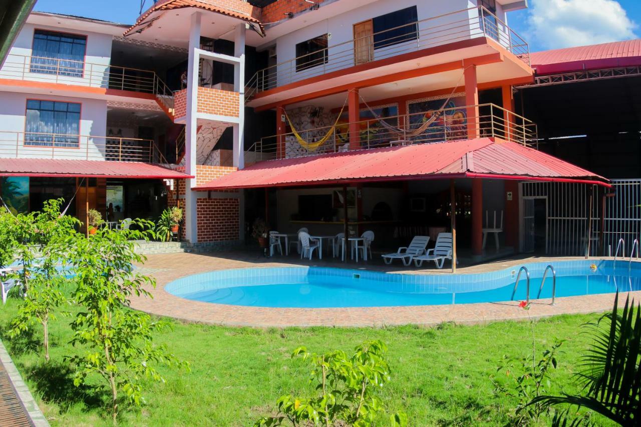 Gran Hotel Gusbet Pucallpa Buitenkant foto
